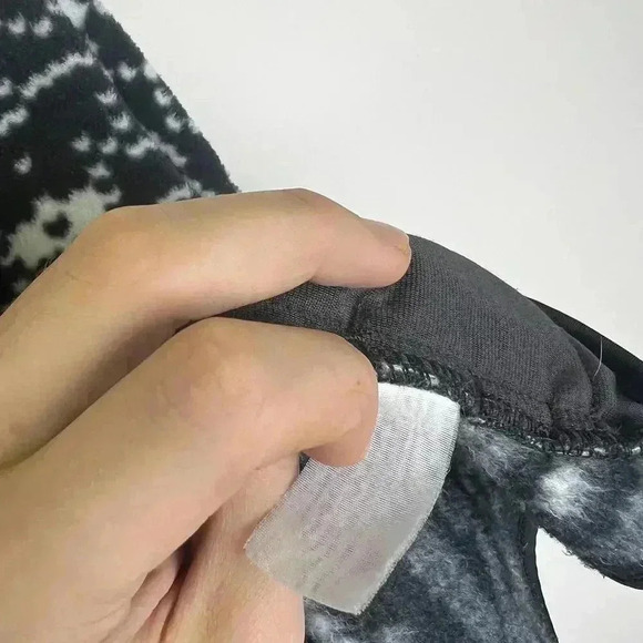 Chaps Colorful Winter Fleece Jacket Black and White Pattern - Picture 5 of 5